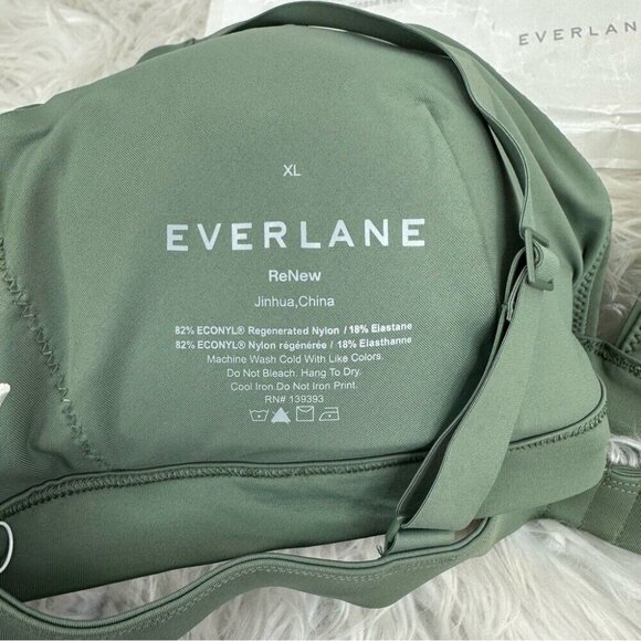 Everlane Women's NWT Herb The ReNew Plunge Triangle Swim Top XL/C40.5 - Picture 4 of 11